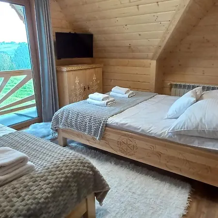 Krolowo Na Budzu * Czerwienne